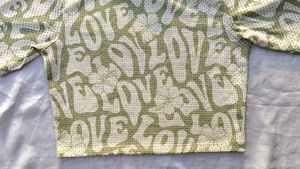 brand new (zudio)Cute Love Print Cropped Top