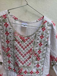 Floral Embroidered Kurta