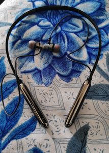 Noise N202 Neckband