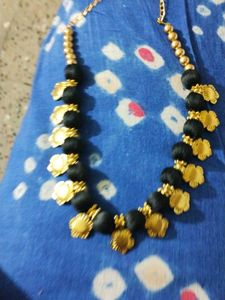 Black &amp; Gold Floral Necklace