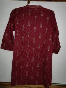Small Size - Avaasa Short Kurti