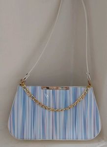 Stylish Striped Clutch Bag with Gold Chain
