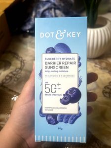 Dot & Key Blueberry Sunscreen SPF 50+ 💛
