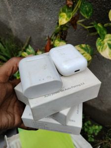 Wireless Earbuds with Charging Case