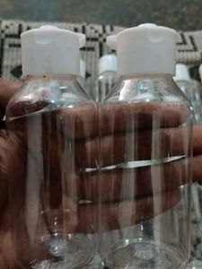 Lot of 100ml Clear Plastic Bottles with White Caps