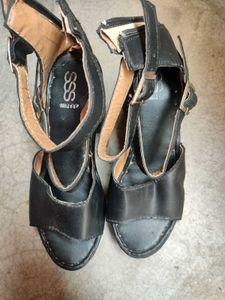 black heel