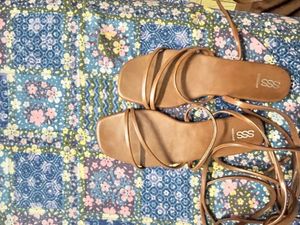 Strappy Brown Lace-Up Flat Sandals