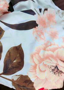 Floral Quilted Bedsheet and 2 pillows cover