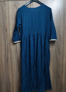Elegant Blue Kurta with White Embellishments