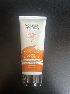 Nourish Mantra Glow Face Scrub