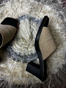 Sparkling Gold Slides - Chic &amp; Comfy