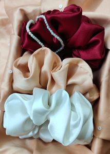 3 Multicolored Scrunchies (60rs/-)