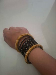 Black and Gold Bangles Set