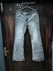 Women's Grey Washed Low-Rise Flared Jeans