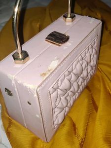 Chic Quilted Clutch Bag