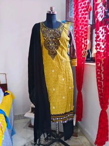 Yellow Printed Kurta Set with Black Dupatta