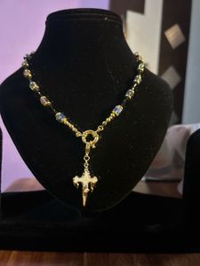 Elegant Beaded Necklace with Pendant