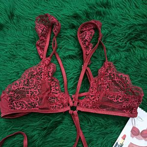 Lace🆕🎁 Strappy Bralette