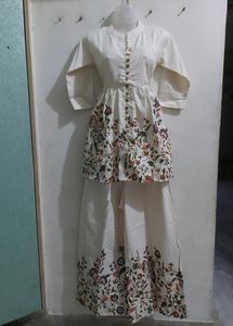 Flowers 🌼  Design Top Plazo Set