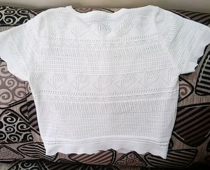 Chrosia white top