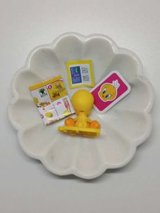 Reading Tweety Kinder Joy Toy