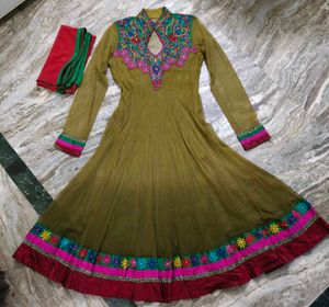 Beautiful Embroidered Kurta with duppata