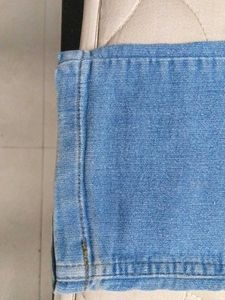 Light Wash Skinny Jeans