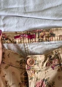 Vintage Floral Print Jeans