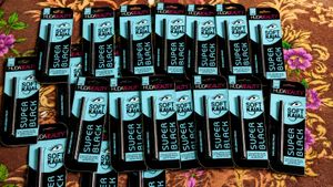 Huda Beauty Soft Kajal - Super Black