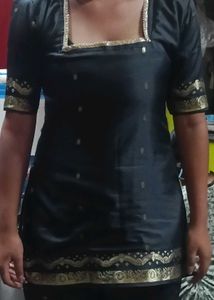 Elegant Black Kurta Set with Gold Embellishments