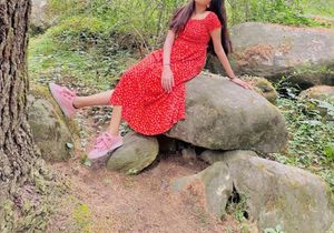 Chic Red Floral Midi Dress