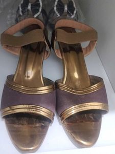 Elegant Heeled Sandals