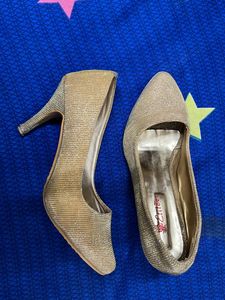 partywear golden heels bellie