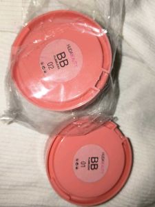 Huda Beauty Pressed Powder
