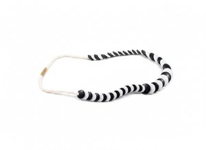 Stylish Black &amp; White Beaded Necklace