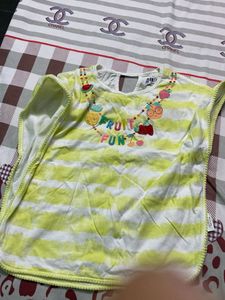 beautiful kids jegging and t-shirt