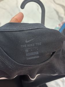 Nike Dri-FIT T-Shirt