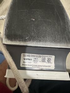 Wipro dry iron used but working