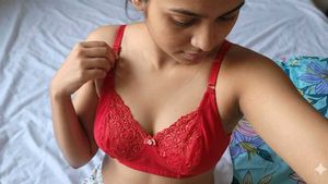 Red Lace Detail 😍
