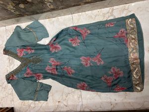 Elegant Teal Kurta Set with Floral Print