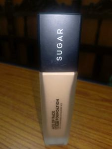 SUGAR ACE OF FACE DEWY FOUNDATION