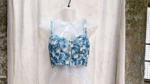 22238. Blue Floral Print Crop Top