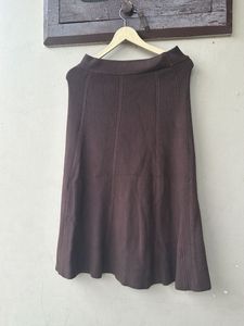 Ribbed Knit Midi Skirt