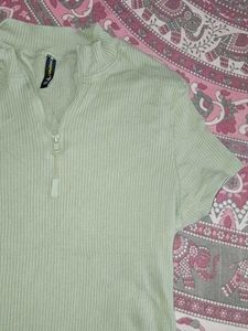 Ribbed Zip Neck Top