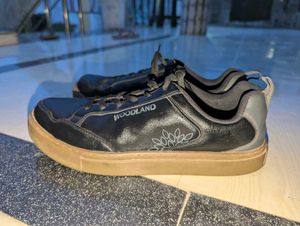 Men's Black Sneakers