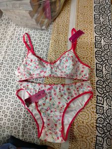 Floral Bra & Panty Set