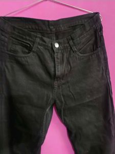 2 pair of boyfriend jeans both blue and black