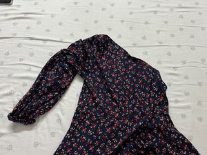 Chic Navy Floral One-Shoulder Dress
