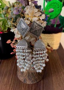 Silver Jhumka Earrings with Pearls