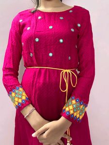 Magenta Long Suit Full Sleeves With Shell Belt